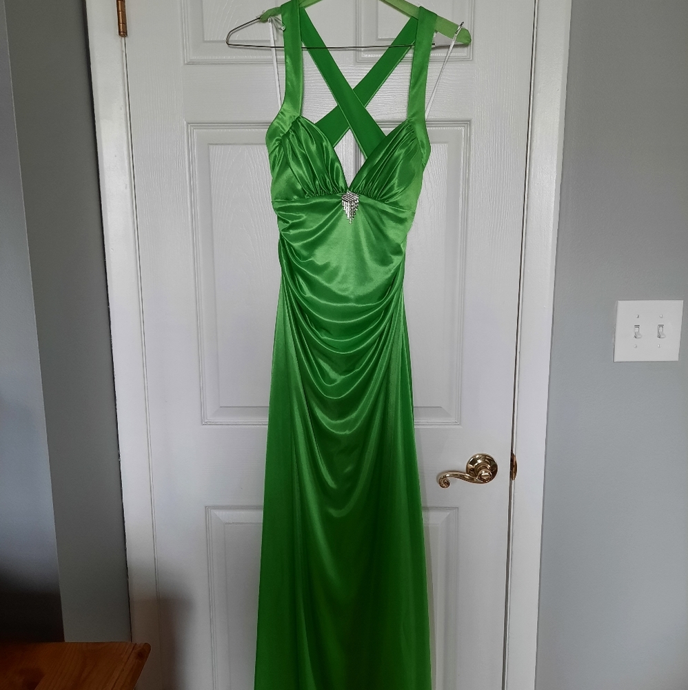 Lime Green Evening Gown/Prom Dress Gem